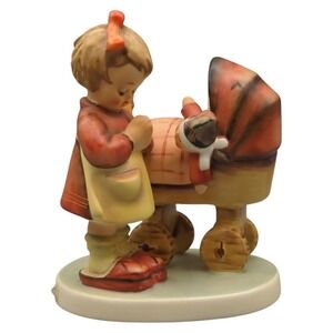 Goebel M.I. Hummel "Doll Mother" Figurine Hum 67 TMK-6 West Germany Rare Vintage